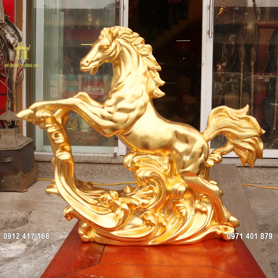 Tượng Ngựa Cưỡi M&acirc;y Bằng Đồng V&agrave;ng C&aacute;t T&uacute;t D&aacute;t V&agrave;ng 9999